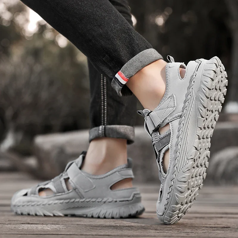 Summer Men Sandals Genuine Leather Mens Casual Shoes Outdoor for Beach Roman mens