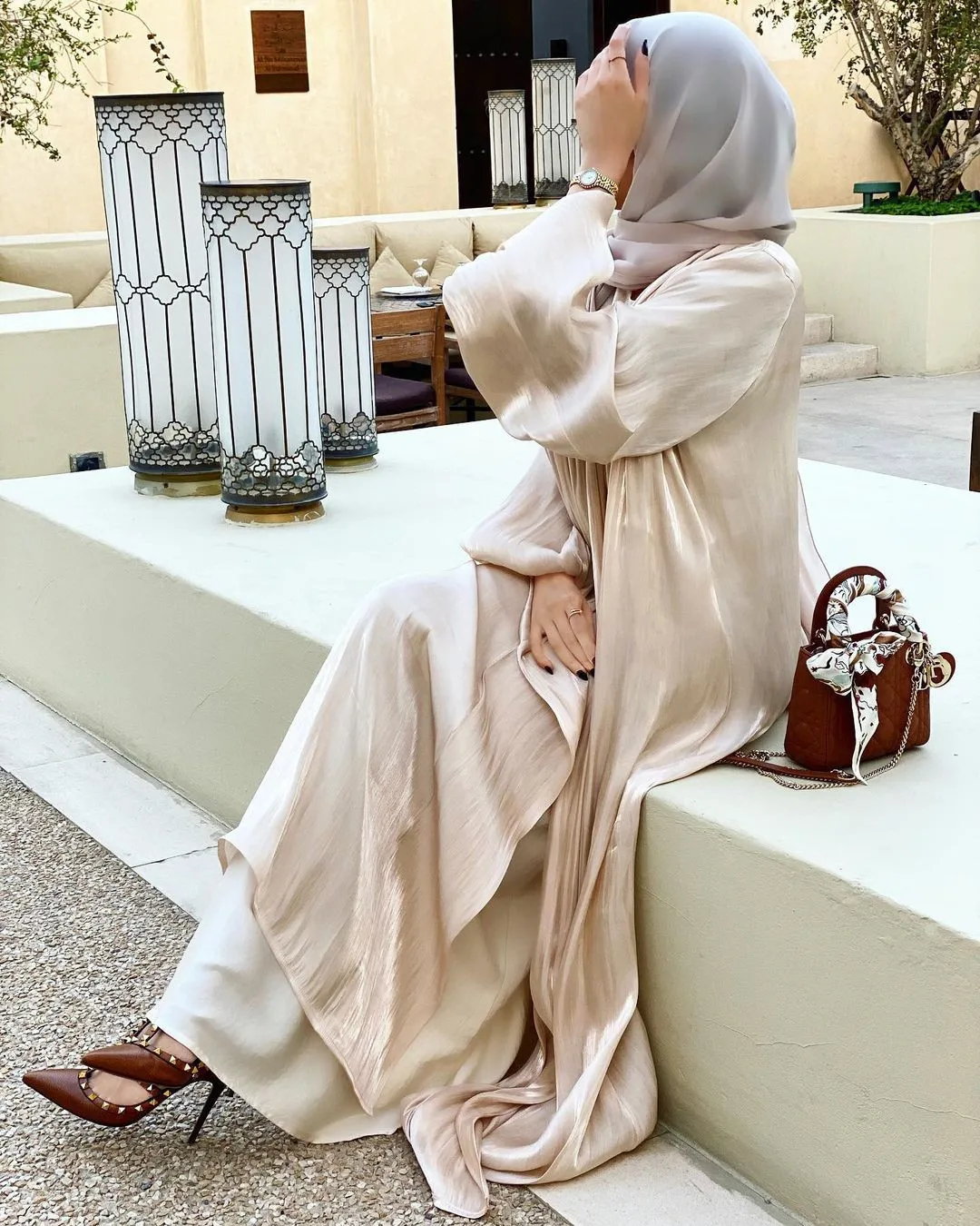 Ramadan Eid Abaya Dubai Shiny Soft Cuff Sleeves Muslim hijab Dress Silky Kimono Dubai Turkey Modest Dress Islam Abayas  عباءات
