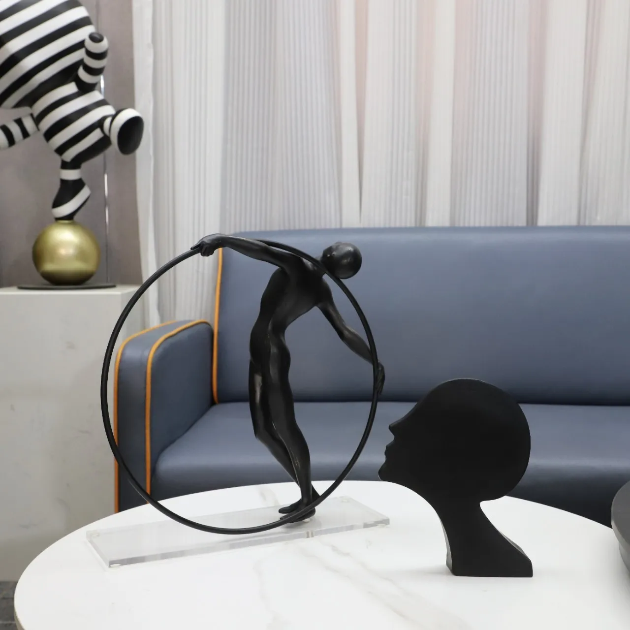 

Новый минималистский чугунный персонаж в скандинавском стиле, Креативные украшения для прихожей, гостиной, домашние украшения, настольные украшения, подарок