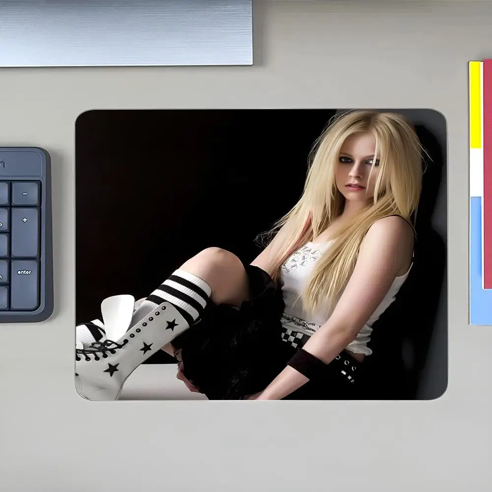 Singer A-Avril-Lavigne-ors MINISO Mouse Pad Anime Game High Quality Small Desk Rubber Laptop