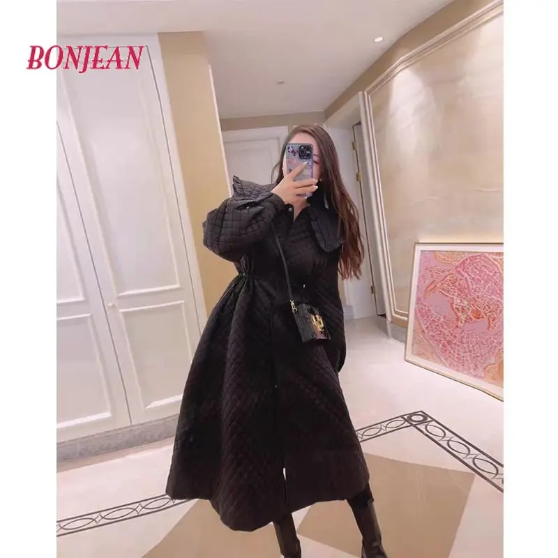 2022 Autumn and Winter New Diamond-shaped Padded Jacket Doll Collar Temperament Retro Coat Women