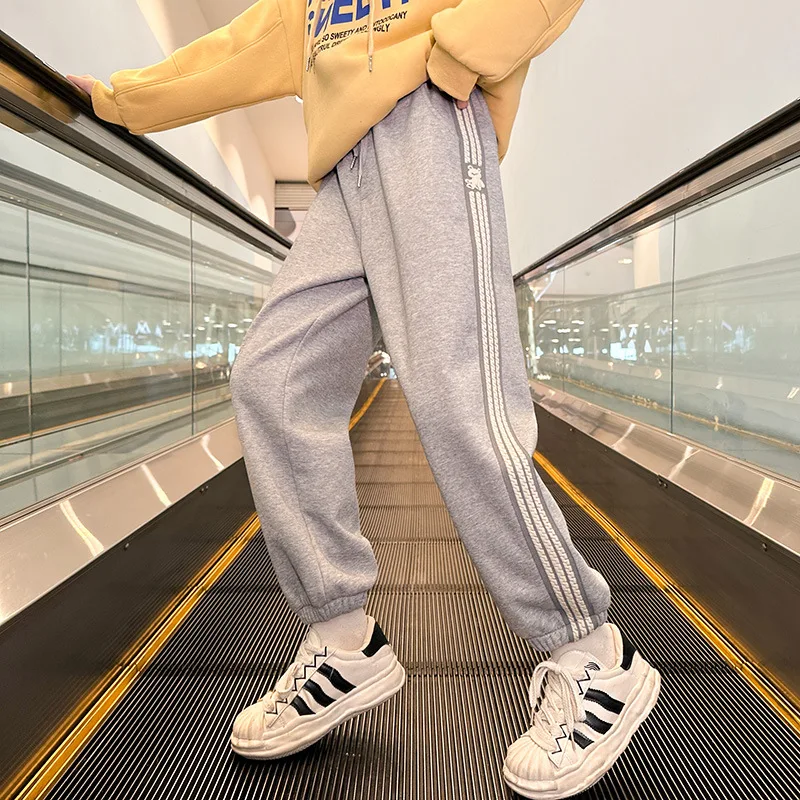 

Брюки для девочек, плюшевые, Осень-зима 2022, новый стиль, Детские универсальные гигиенические брюки, зимние плотные детские свободные спорти...