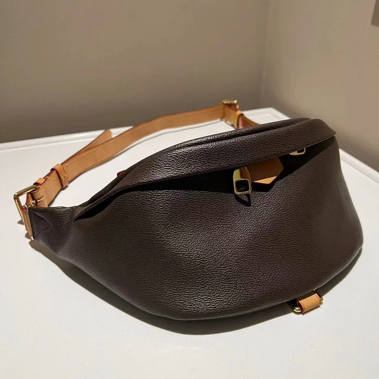 

2023 Black shoulder bag women's fashion MISANGE KOURA brand handbag high quality messenger bag chain bag black purse bag 19