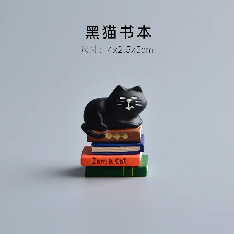 

Zakka Cartoon Animal Cat Monkey Reading Scenes Bookshelf Decor Study Children Room Decoration Home Accessories Figurines Crafts