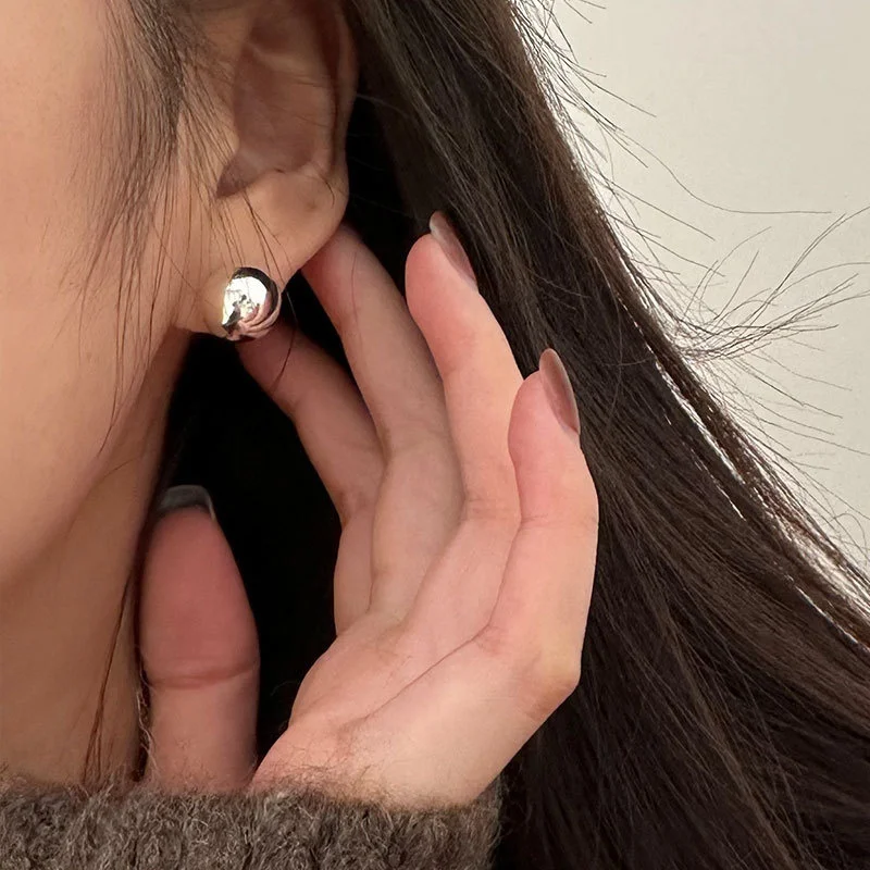 

925 Sterling Silver Round Ball Earrings for Women: Simple, Fashionable, Stylish, Elegant, Individualized, and Small Group Design