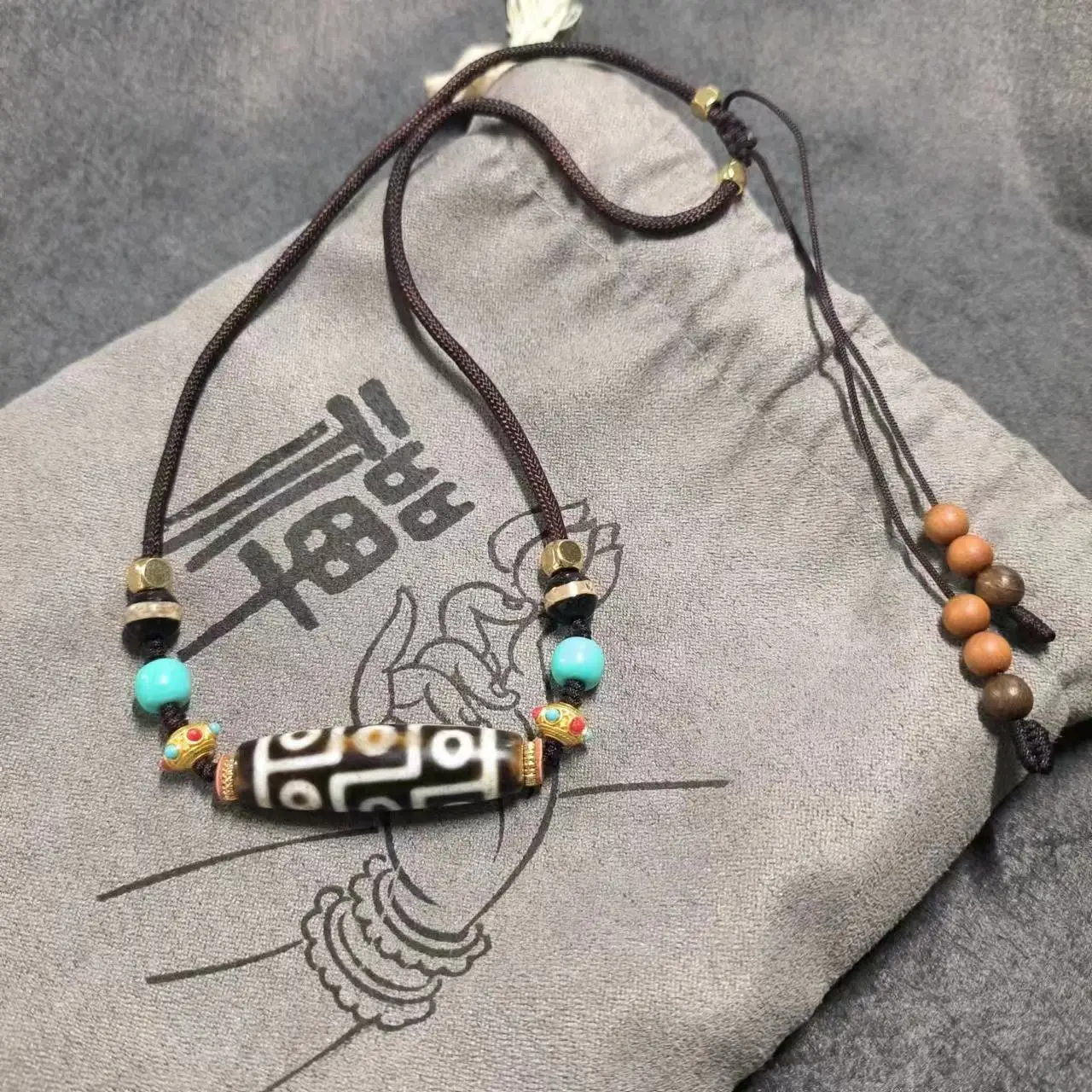 1pcs/lot pure natural nine eyes old agate Dzi Beads necklace line pharmacist turquoise manual braided rope designer style amulet