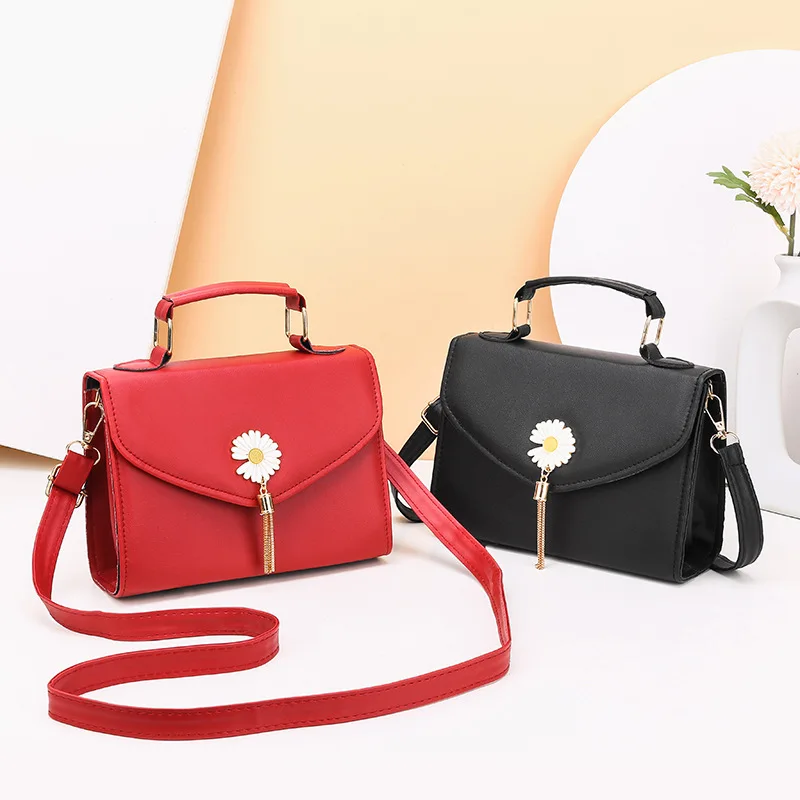 

Axzspdy, Прямая поставка, модная маленькая роскошная дизайнерская сумка, новинка 2022, женская сумка-мессенджер через плечо, женские сумки через ...