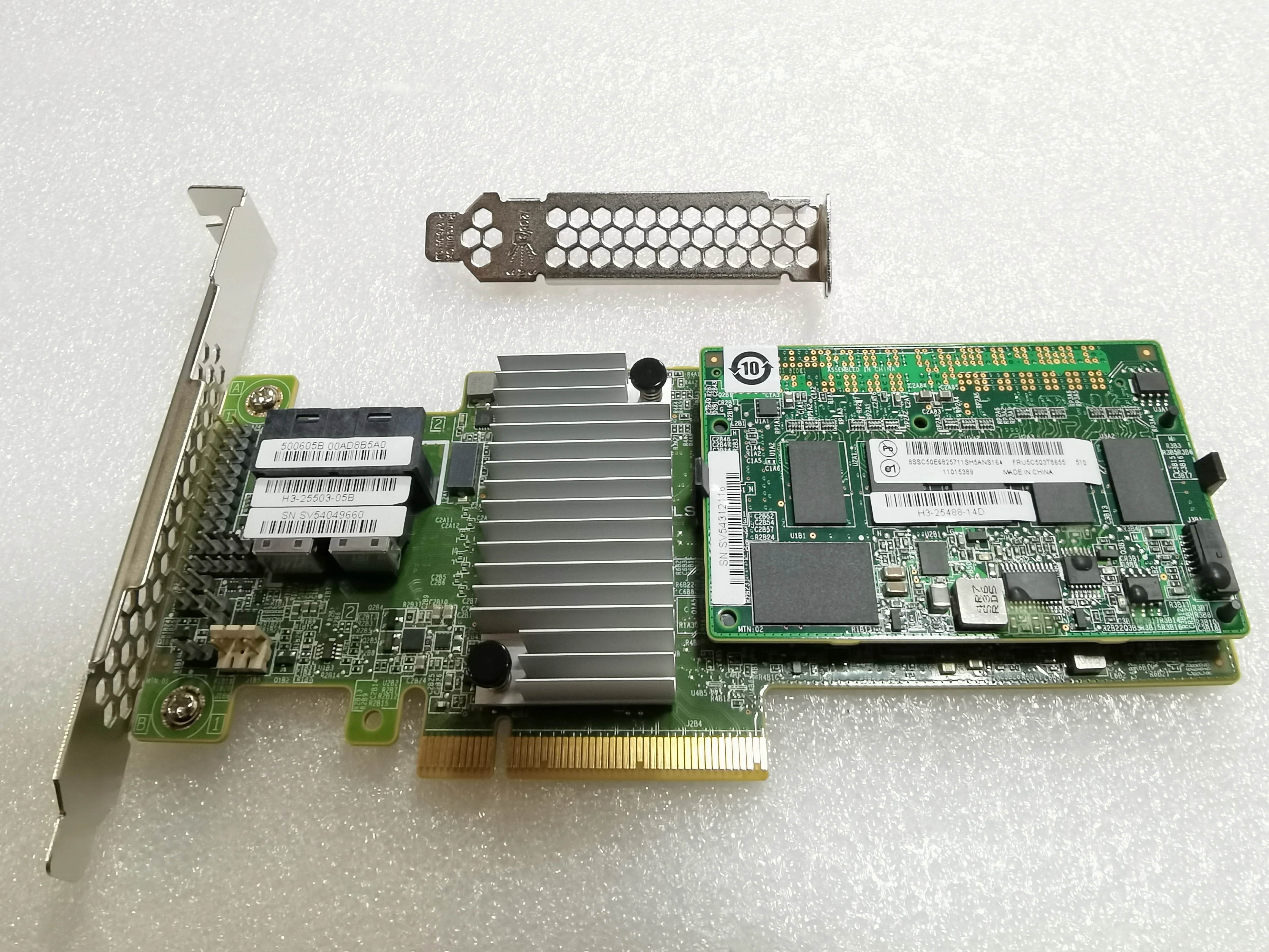 12 ГБ/сек. 9364-8i SAS3108, контроллер SAS SATA 03T6792, флэш-карта 1 ГБ, карта памяти Pro 2,0 12 ГБ/сек. 9364-8i SAS3108, контроллер SAS SATA 03T6792, флэш-карта 1 ГБ, карта памяти Pro 2,0