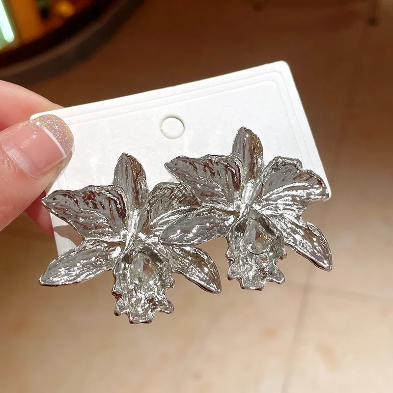 Серьги Draweye для женщин цветы золотого и серебряного цвета Милые простые