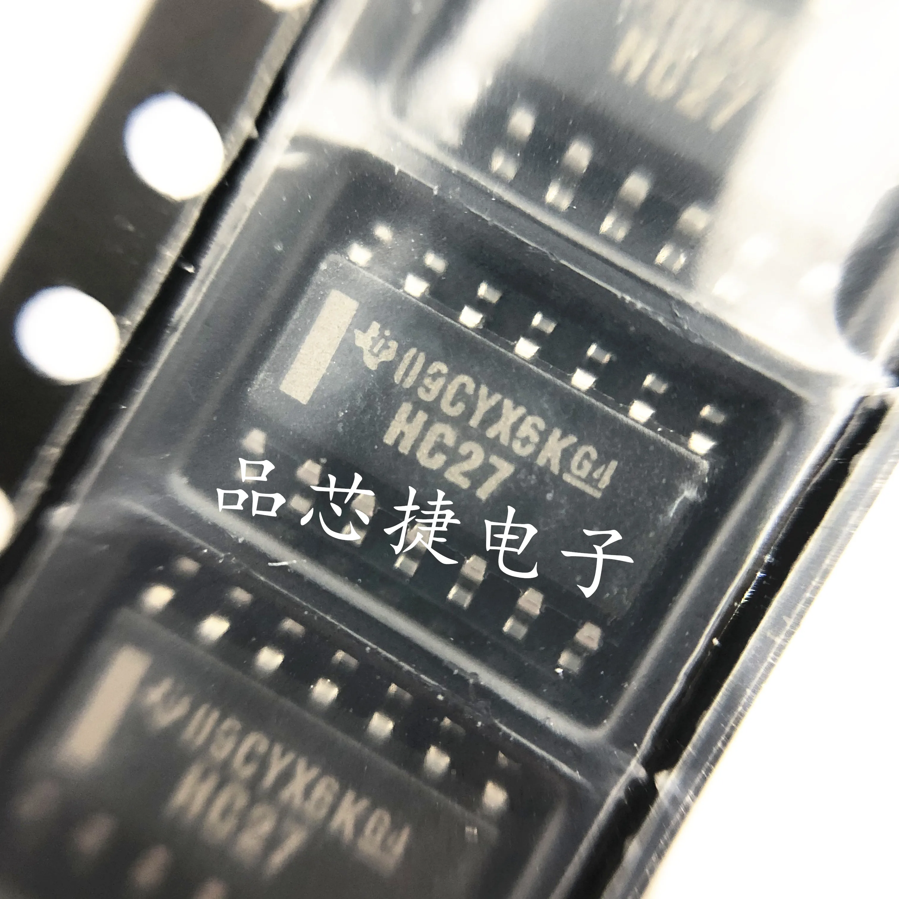 

10 шт. Оригинальный Новый SN74HC27DR 74HC27 Шелковый экран HC27 SOP14 или ворота