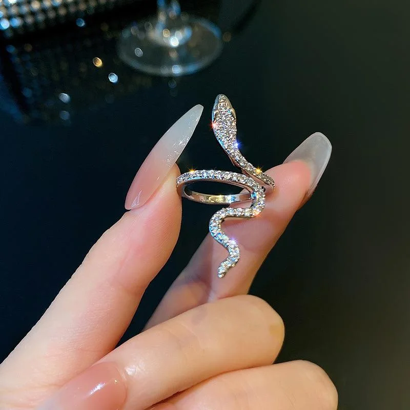

New Trend Rhinestones Open Snake Shape Rings Adjustable Crystal Rings for Men Women Fashion Punk Boy Girl Party Jewelry Gifts
