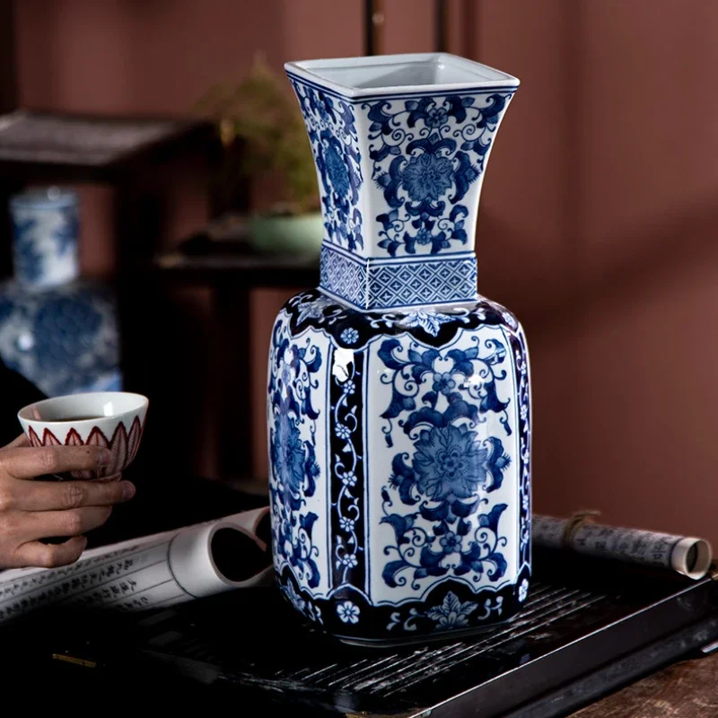 Классическая ваза для цветов сине-белые керамические украшения рукоделия
