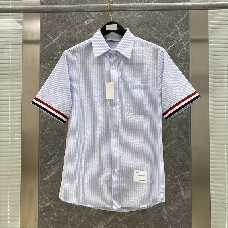 

Men's Short Sleeve Classic Bubble Fabric Cool Turn-down Collar Striped Light Blue Casual Shirts Summer Loose Shirt
