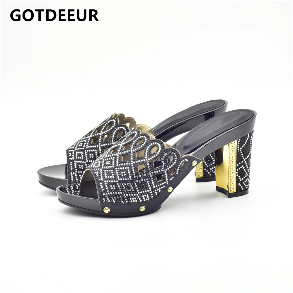 

Новинка, модные дизайнерские туфли для женщин, Роскошные туфли-лодочки на высоком каблуке без застежек, женские туфли-лодочки, украшенные искусственными итальянскими стразами, 2023