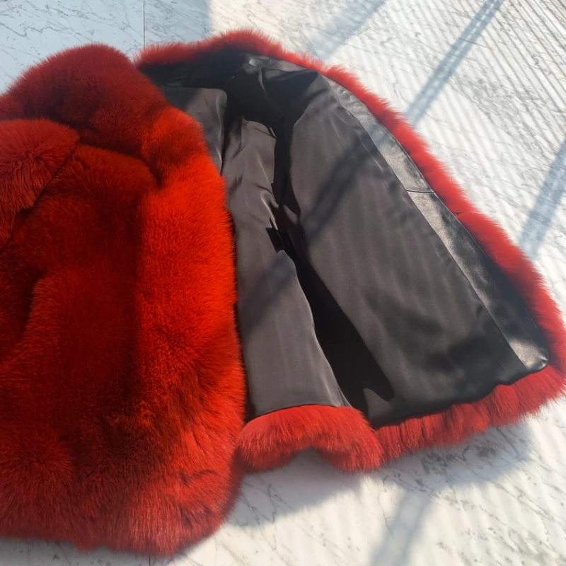 Рисунок 5 - Женская винтажная куртка из натурального Лисьего меха