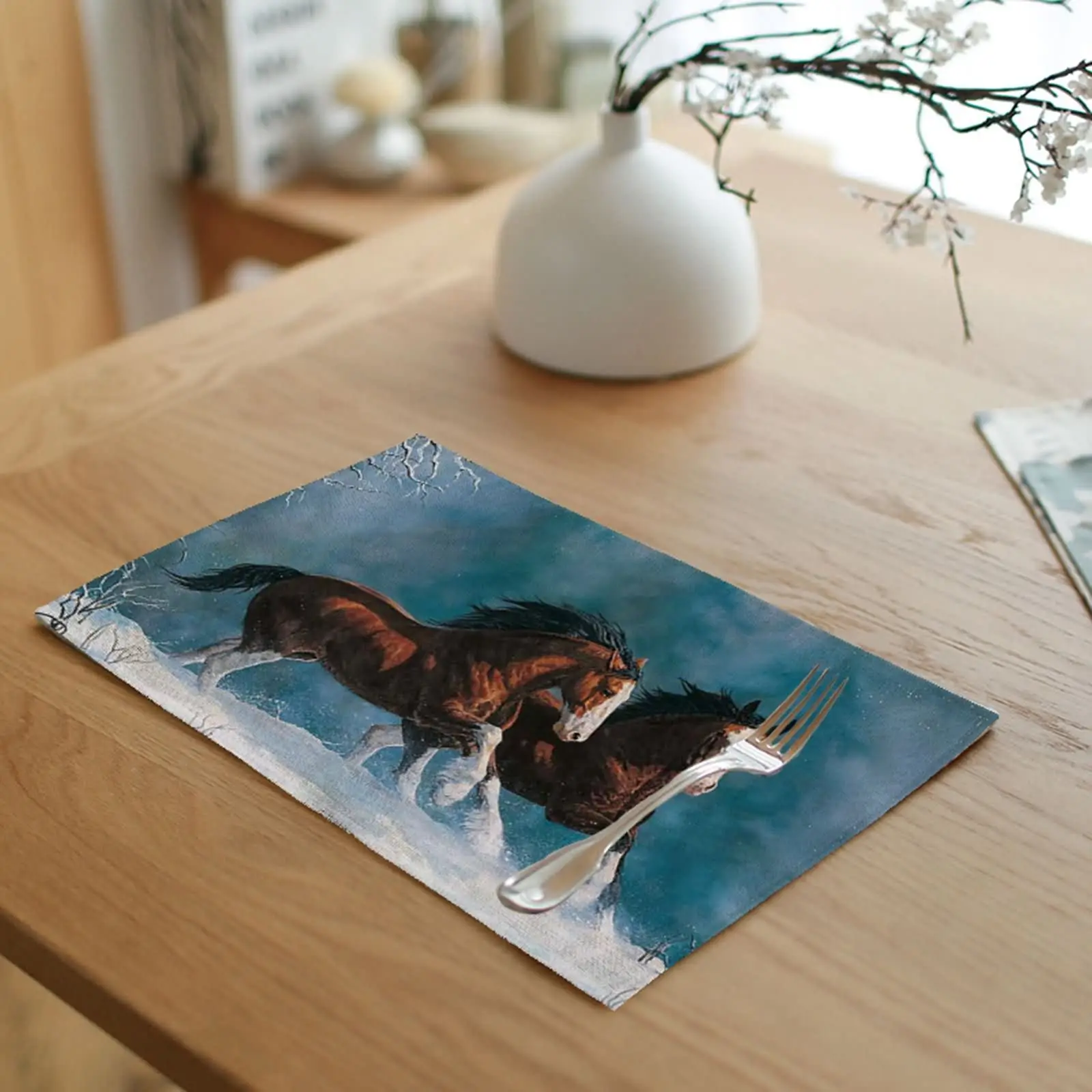 

Столовые приборы, толстые коричневые салфетки, хлопковые льняные салфетки, машинная стирка