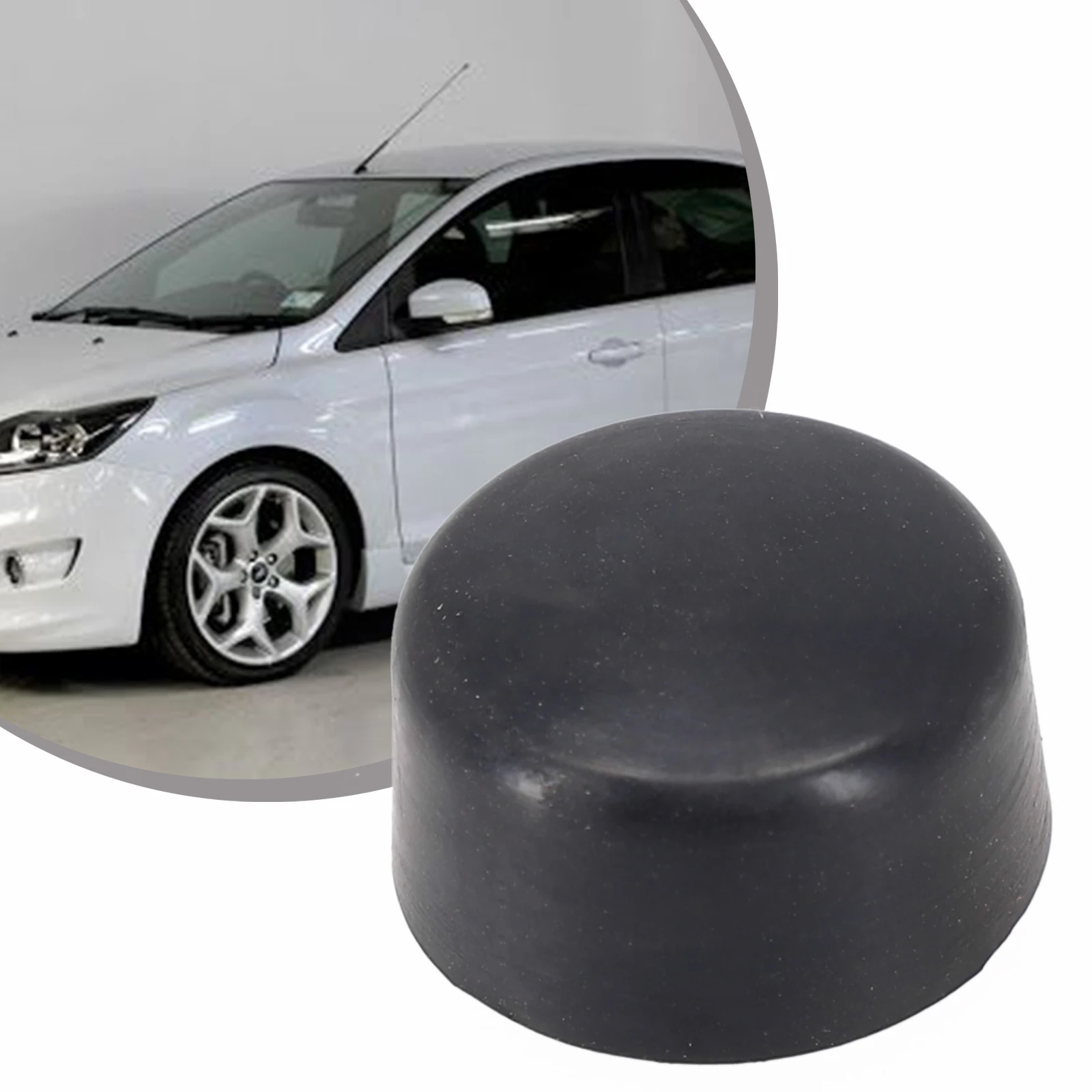 

Резиновая заглушка-накладка для гайки стеклоочистителя для автомобилей Ford Focus, Fiesta, Edge, C-Max 2004-2011, номер детали 1324768