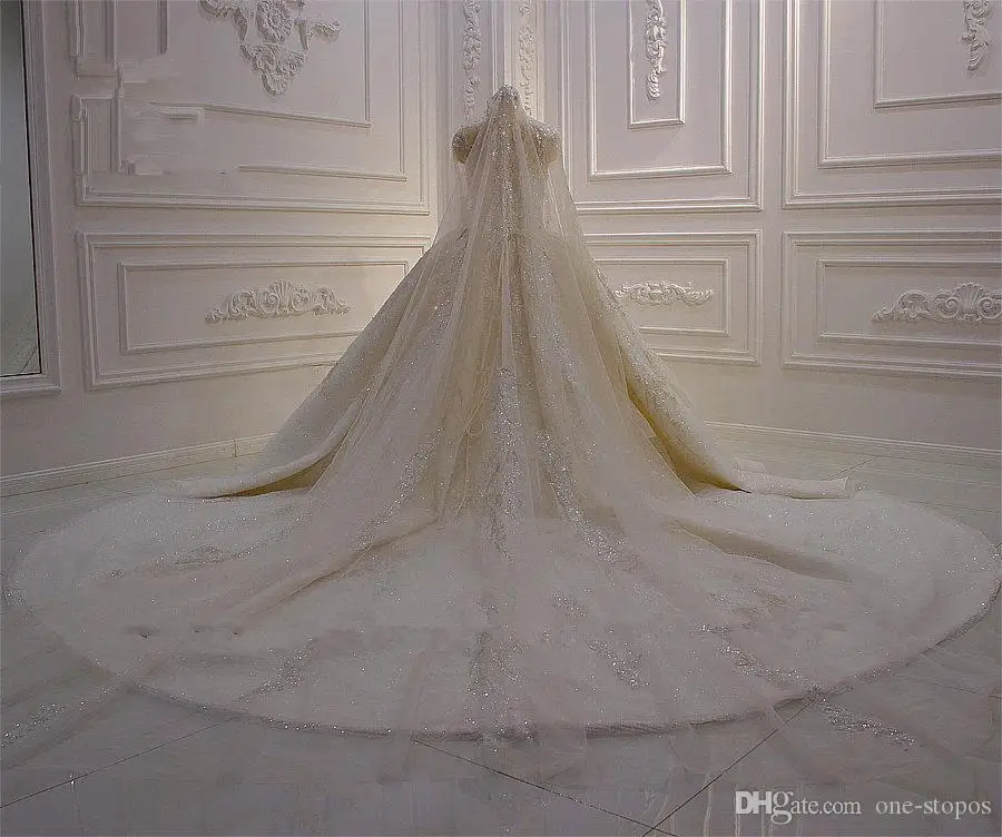 Бальное Платье Свадебное платье без бретелек с блестками и V-образным вырезом