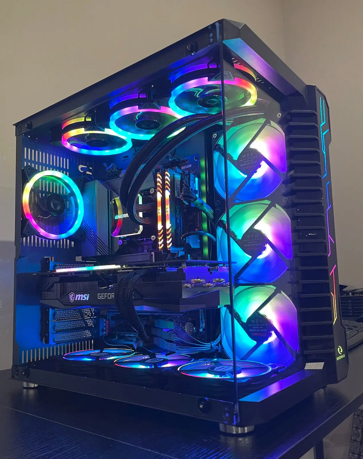 

В наличии Новый AMD Ryzne 9 7900X3D, 32 ГБ DDR5, 2 ТБ SSD, 24 ГБ Geforce RTX 4090