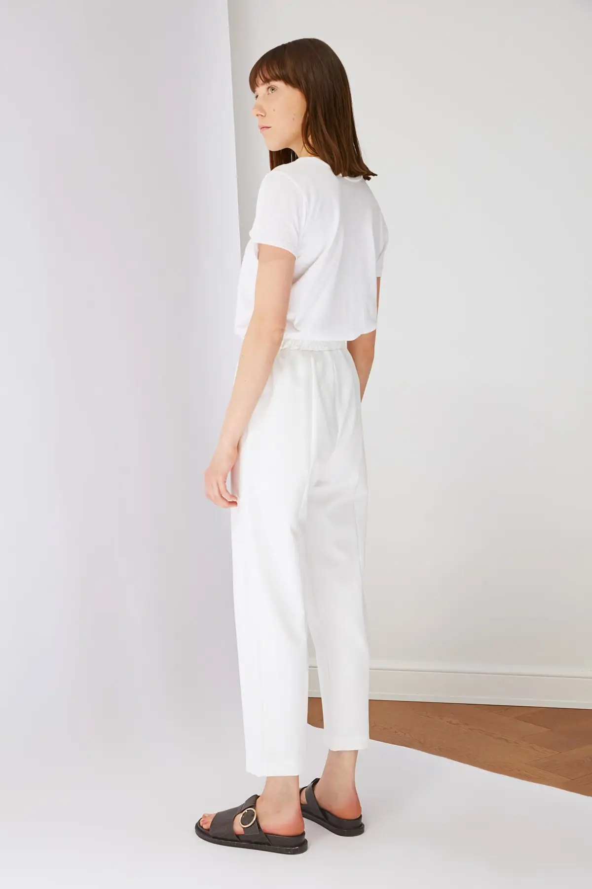 

Articulated Wheel White Pants Women's Islamic Clothing Pants