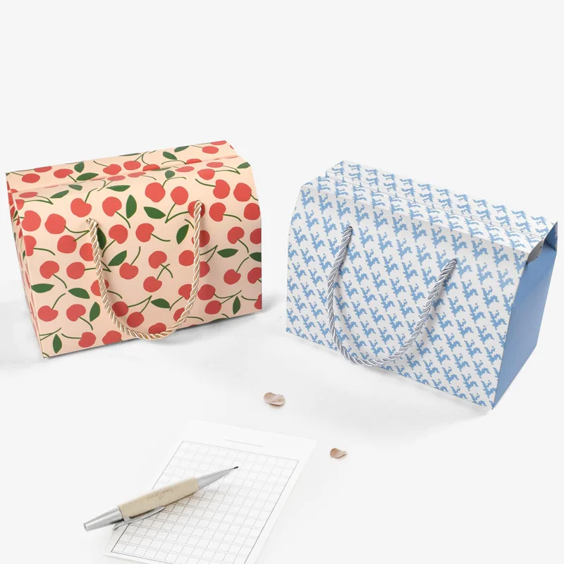 

10/20Pcs Color Portable Gift Boxes Holiday Gifts Candy Cakes Paper Bag Boutique Packaging Boxes Universal Style Home Storage