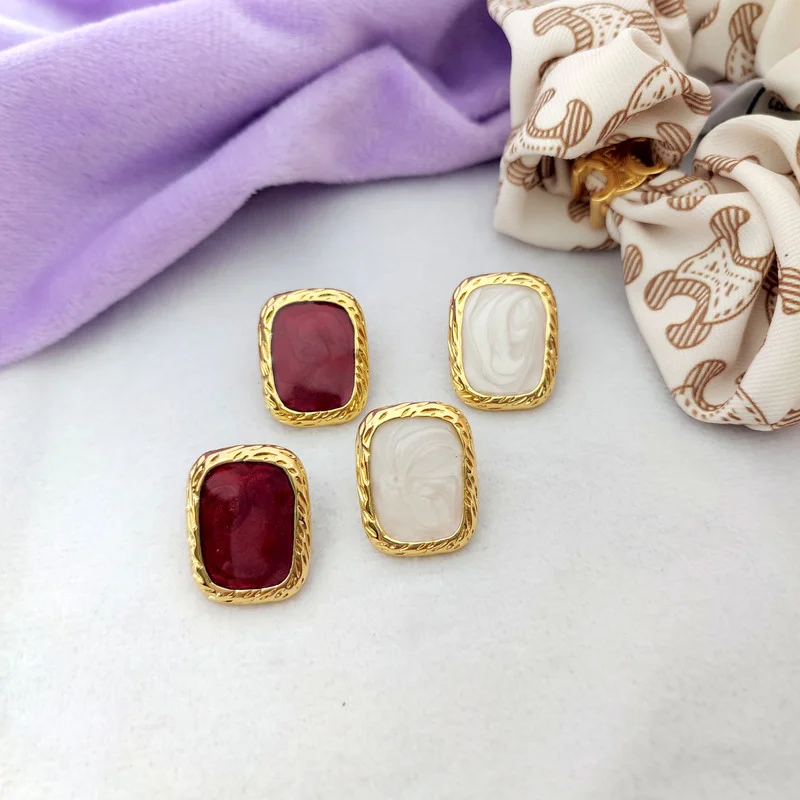 

Timeless Wonder Stunning Geo Square Stud Earrings for Women Designer Jewelry Runway Ins Luxury Brand Slay Rare Gift Top 3321