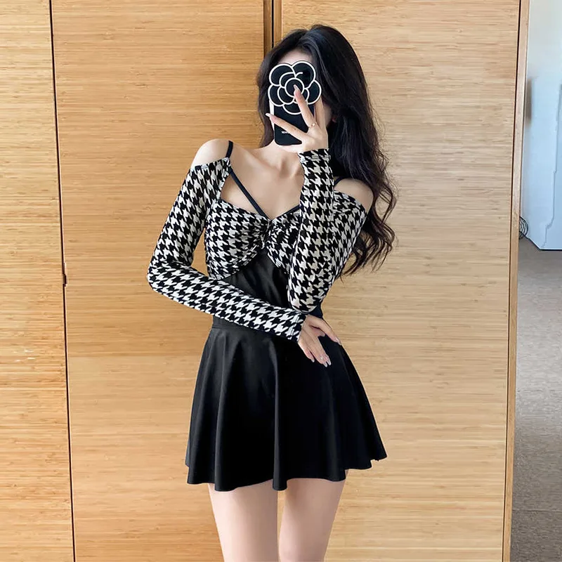 

Swimwear Womens One-piece Bikinis Trend 2023 Long-sleeved Plaid High Waist Sexy Korean Fashion Swimsuit Beach Dress Bathing Suit