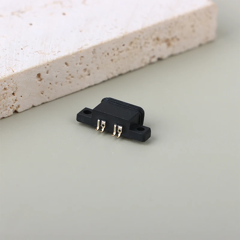 

1Pc TYPE-C 4P Waterproof IPX67 Welding Wire With Wire Female Seat Base Fast Charging Connector 4Pin USB C Plug Socket