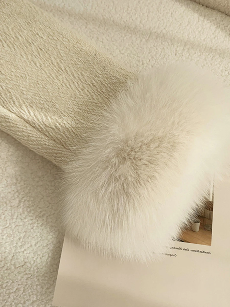 High-end Fox Fur Lace-Up Thickened Warm Fur Coat for Women 2022 New Winter Clothes Fashion Fur Jacket Short Woolen Coat Casacos