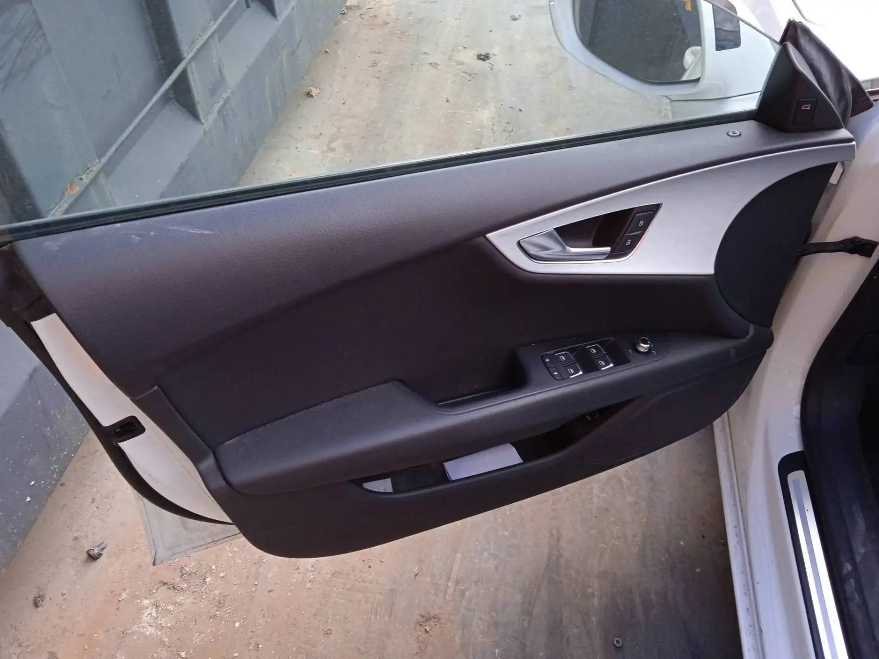 Передний наконечник шасси/4G0807133F/17127881 для AUDI A7 SPORTBACK (4GA) 3 0 TDI QUATTRO |