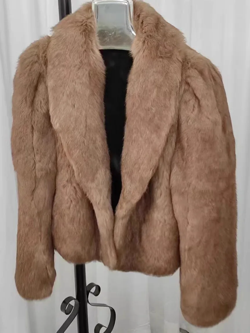 2024 новая короткая верхняя одежда из цельного меха кролика с зеленым воротником