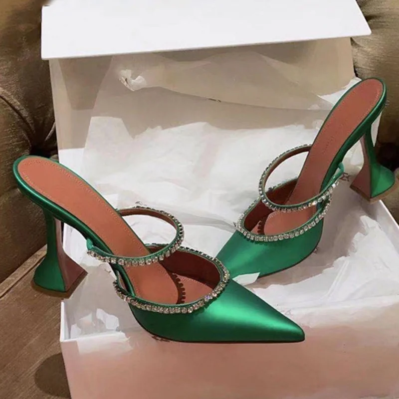 

2022 Fashion Sandals Rhinestones satin Women Pumps Elegant Pointed toe High heels Lady Mules Sildes Summer Party prom Sandals