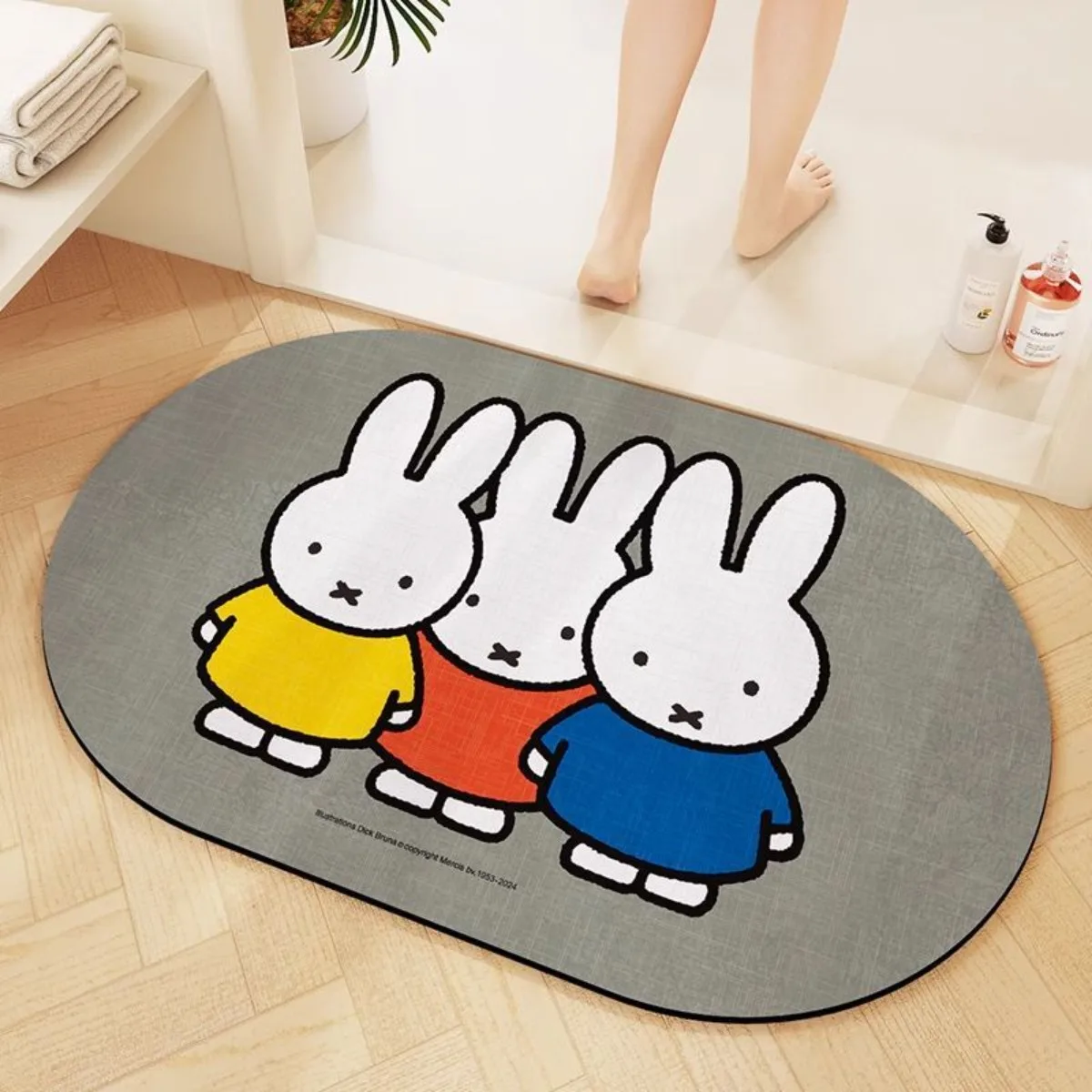 Фото Kawaii Miffy Rabbit напольный коврик для ванной комнаты, впитывающий коврик для ног, ванная комната, дверь, туалет, вход, кухня, быстросохнущие противоскользящие ковры №4
