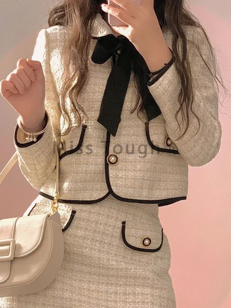 Зимний милый комплект из двух предметов женский шикарный укороченный с бантом