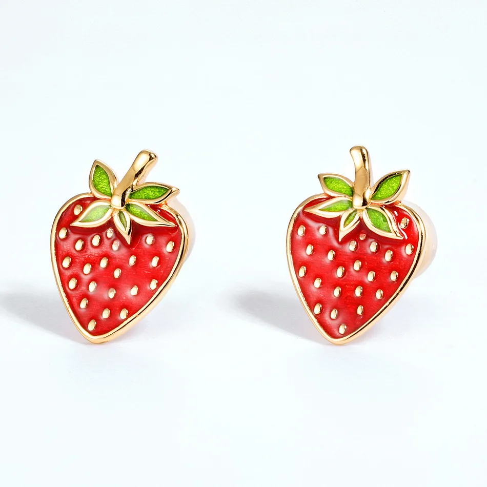 

2022 Strawberry Earrings for Women Cute Japanese Style Mild Luxury Earrings S925 Sterling Silver Earrings Creative Accessories