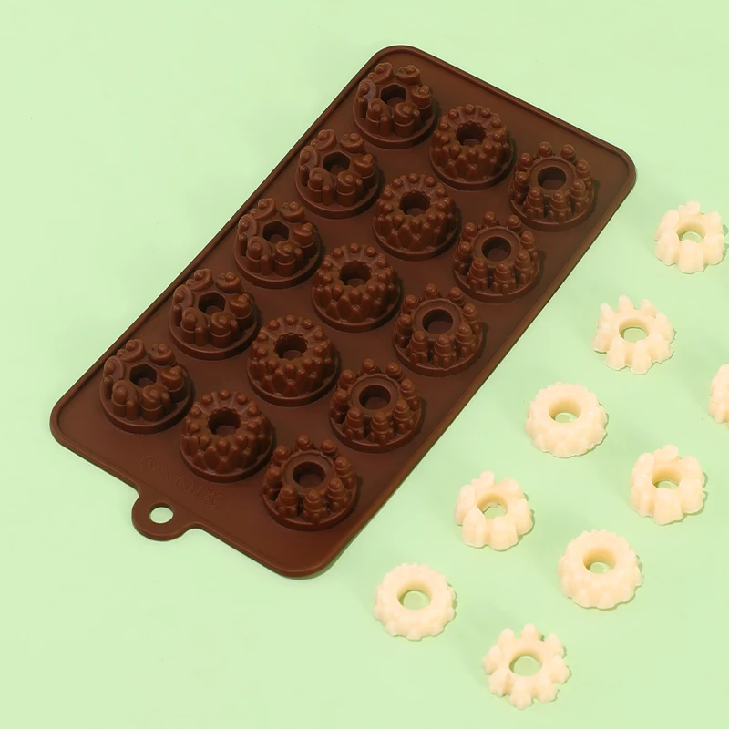

Silicone Mold 15 Hole Crown Chocolate Baking Tool DIY Cake Candy Fudge Pastry Jelly Pudding Soap Candle Bakeware