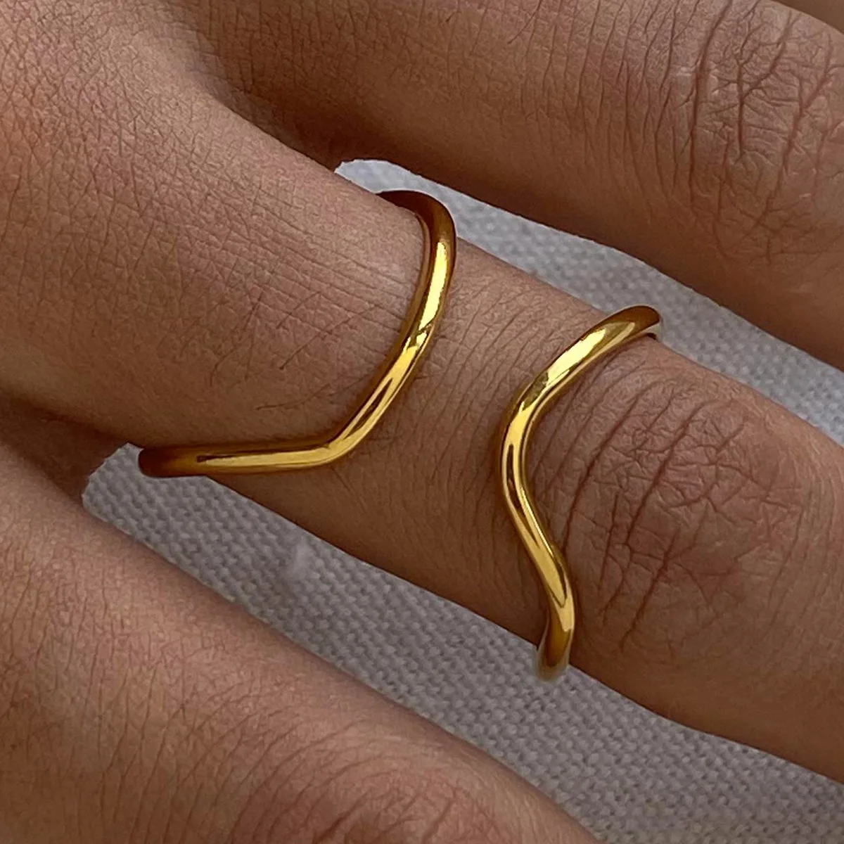 Фото Кольцо Miia Creative Minimalist из нержавеющей стали с покрытием под 18-каратное золото, регулируемое, в форме линии, водонепроницаемое, для женщин №3