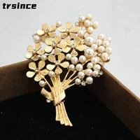 ladies delicate bouquet pearl brooch cute flower corsage sweater coat suit accessories gift for woman party wedding brooches pin