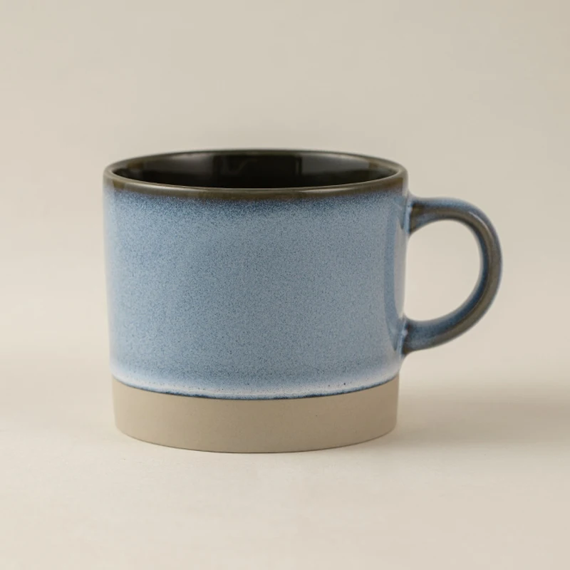 

Винтажная керамическая кофейная кружка в японском стиле, сине-черная глазурованная кружка для чая, молока, пива, Электронная посуда для дом...