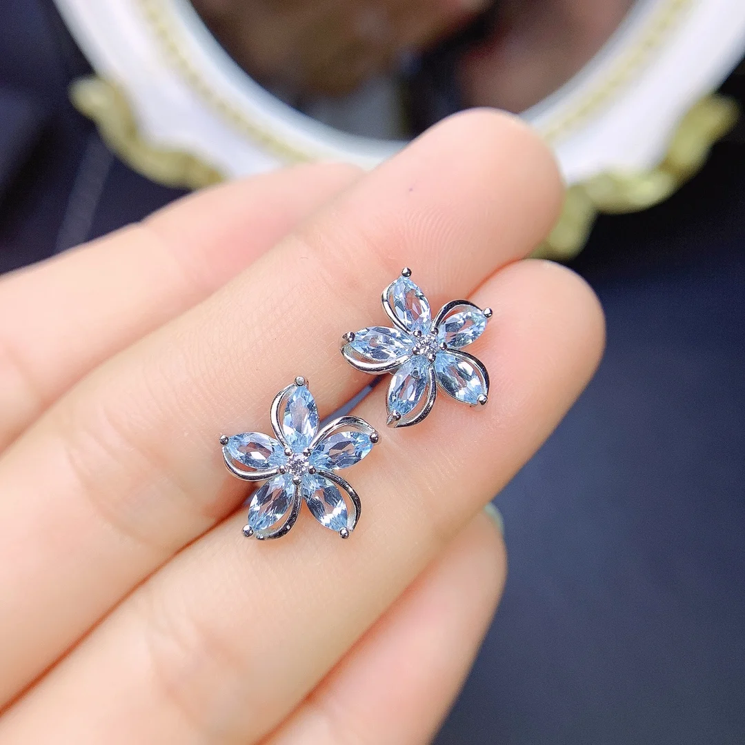 

Женские серьги-гвоздики из серебра 100% пробы с натуральным аквамарином