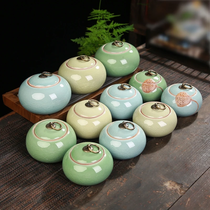 

Blue Green Vintage Lotus Jar Tight Seal Elegance Container Ceramics Pot Leak-Proof Bank Ashes Urn Storage Chinese Canister