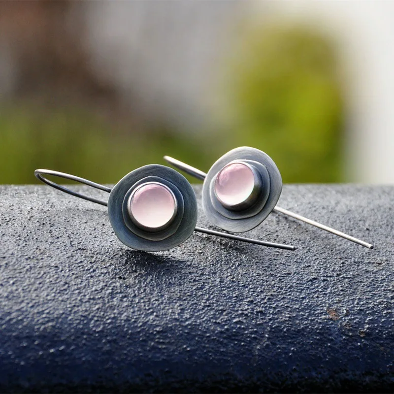 

Trendy Round Inlaid Pink Moonstone Long Earrings Vintage Silver Color Metal Geometric Flower Dangle Earrings for Women Jewelry