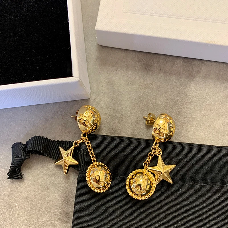 

Популярные европейские винтажные классические серьги в виде Луны с пятиконечными звездами из 18-каратного золота, роскошные дизайнерские женские серьги, брендовые трендовые ювелирные изделия