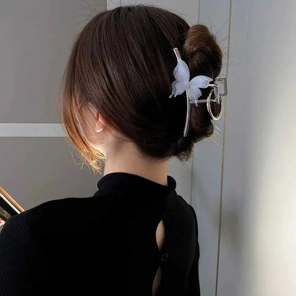 

Vintage Sweet Butterfly Hair Clasp Zircon For Girls Ponytail Clip Shark Clip Korean Hairgrip Women Hair Claws