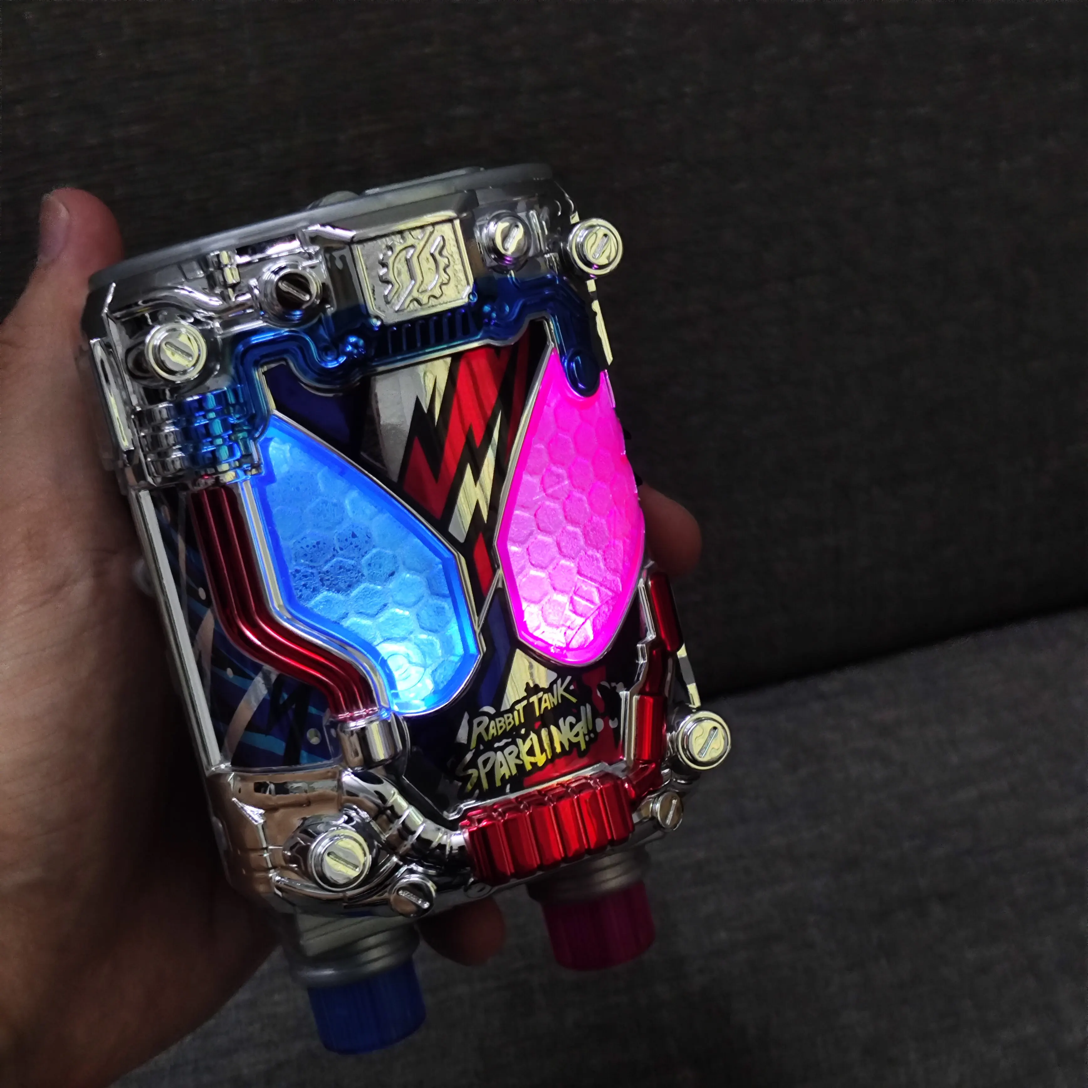 Фото Коллекционная фигурка Kamen Rider Build Genius Full Bottle DX Super Best Transformation Gear (Китайская версия) №4