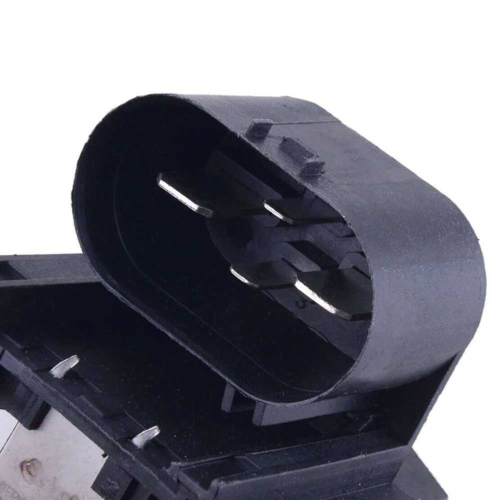 Резистор двигателя радиатора 1 8 л 2011-2016 гг. 13427161 620-658 Черный сопротивление