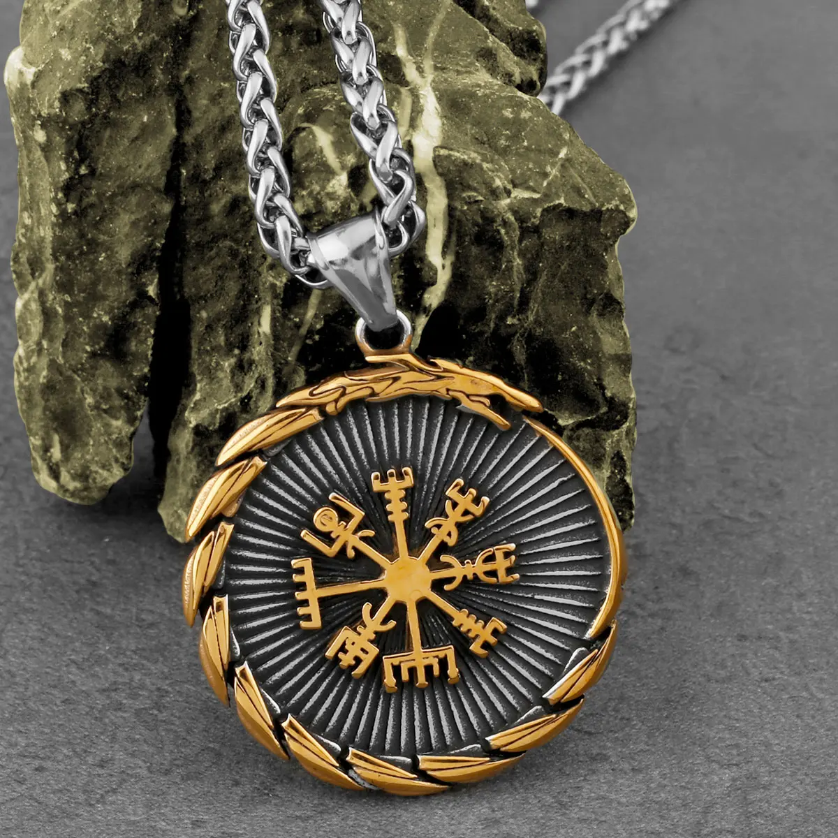 

Vikings Dragon Vegvisir Necklace Stainless Steel Men Odin Valknut Symbol Pendant Necklace Vintage Fashion Jewelry Gift Wholesale