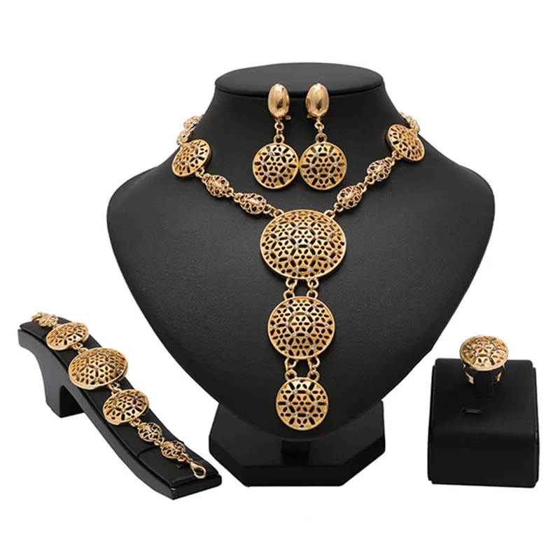 

Moroccan Traditional Woman Wedding Jewelry Set Accessories Dubai Gold Plated Set Necklace Earrings Bracelet Ring Jewellry