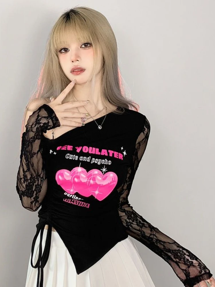 

Винтажная футболка с косым воротником, кружевные асимметричные топы с открытыми плечами, укороченные топы с принтом в виде букв и сердца, Же...