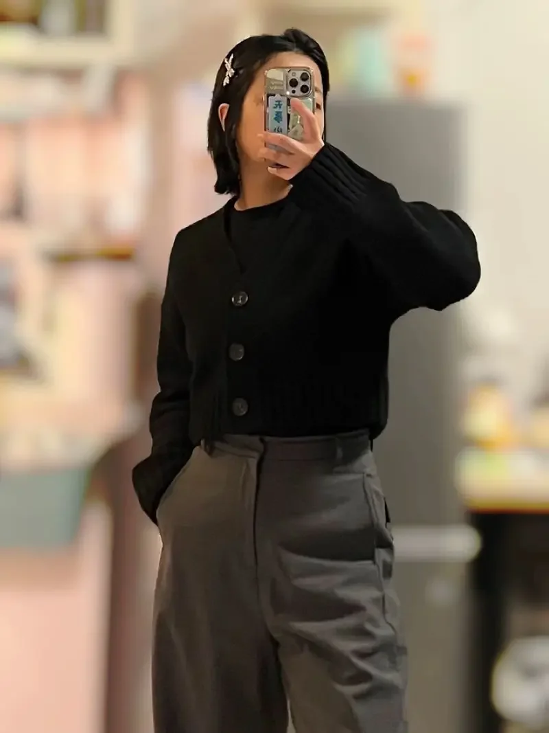 Фото XIMIAN APPAREL 2026 YAZHIMEI cos mod весенняя новинка: стандартная версия укороченного кардигана из шерстяной смеси, черное вязаное пальто №1